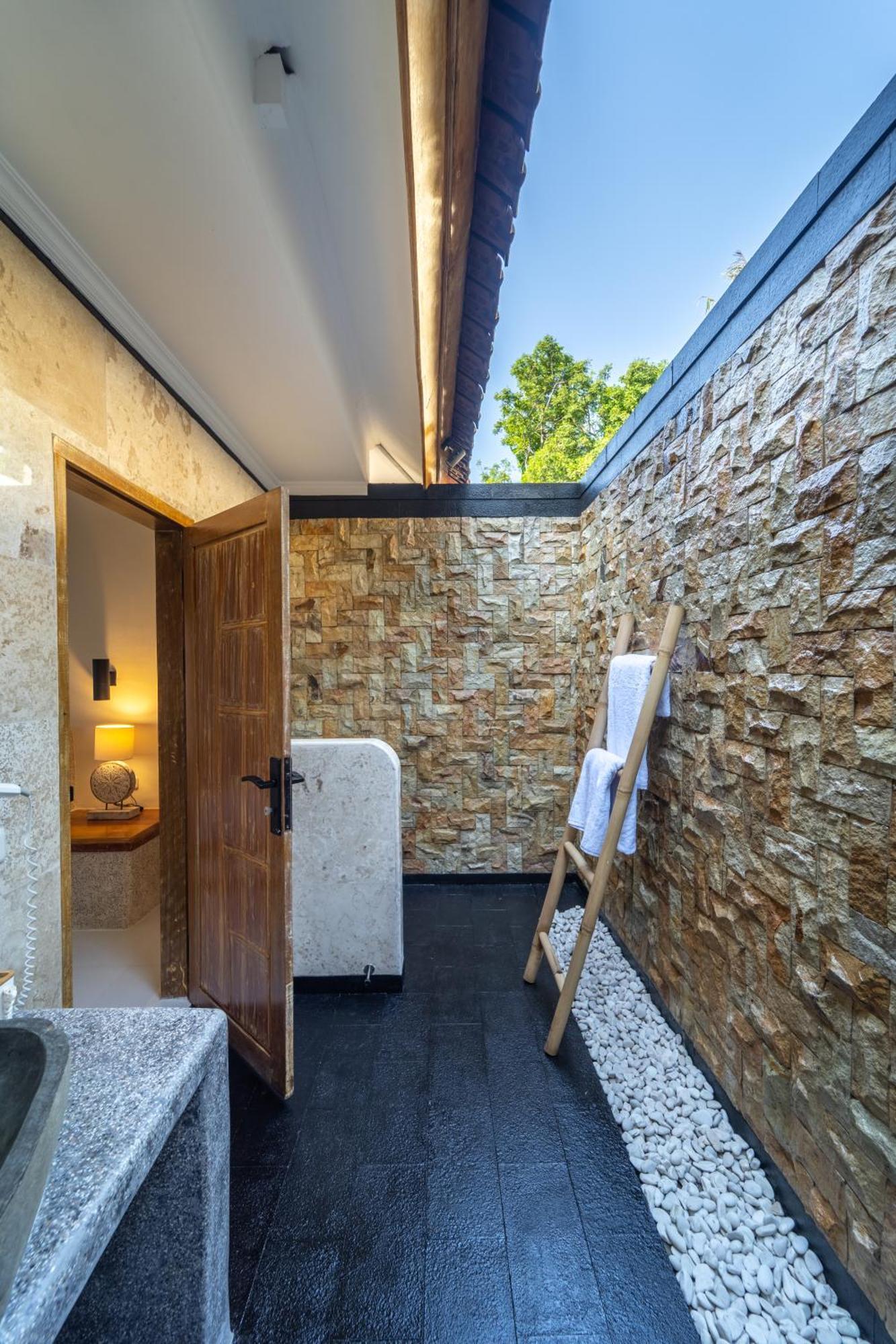 Tanis Village - Luxury Villas Gili Air Exteriör bild